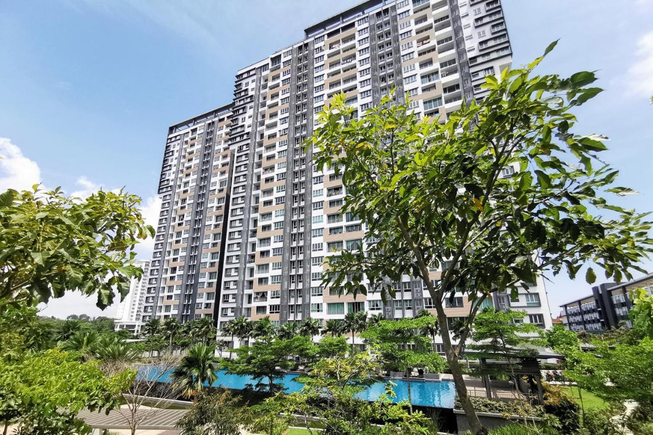 Homerent @ Roofterrace Epic Johor Bahru